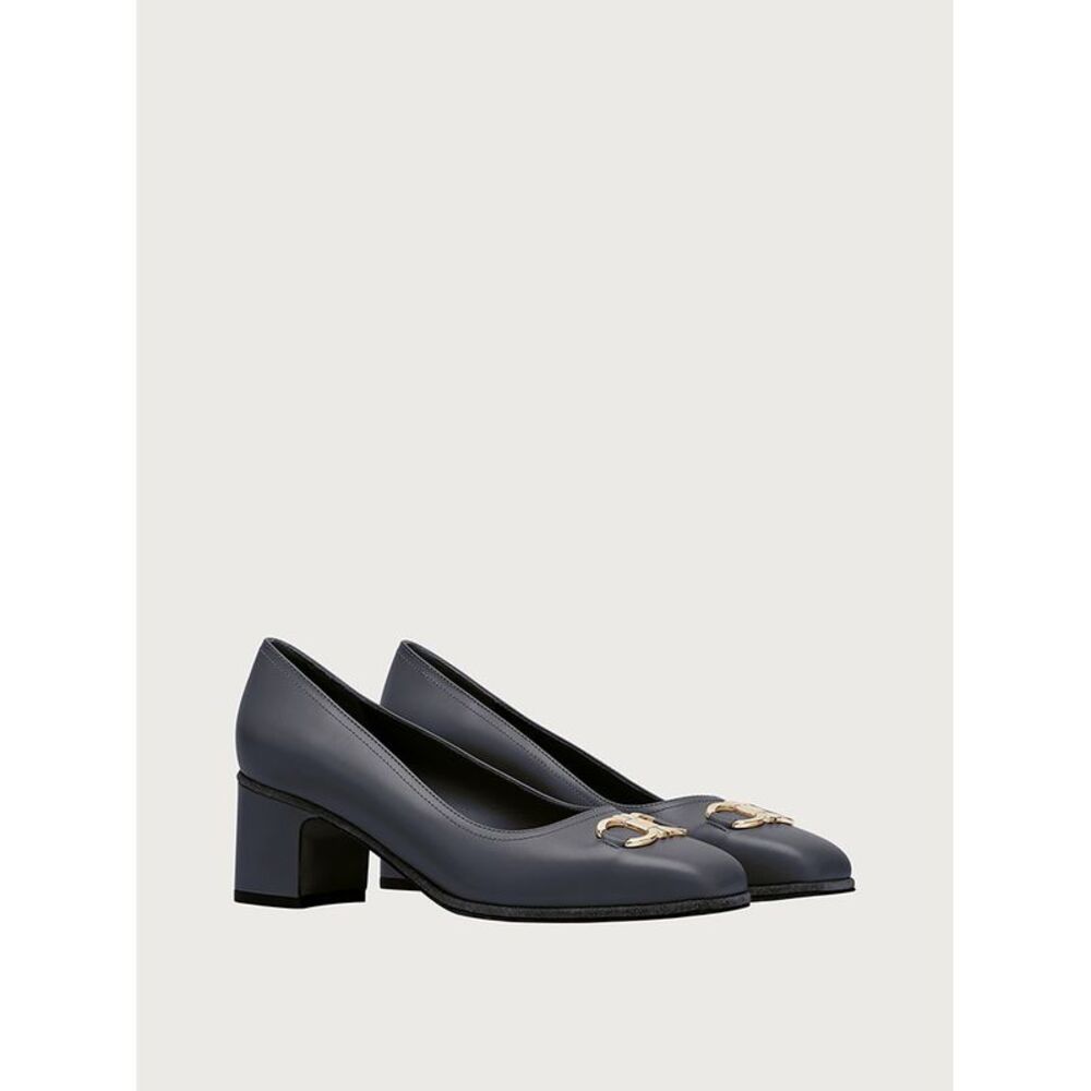 Ferragamo Ornament Pump